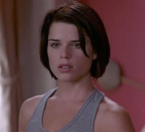 Neve Campbell: The ‘Scream’ Actress’ Best Looks。